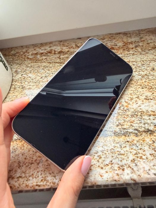 IPHONE 12 PRO silver