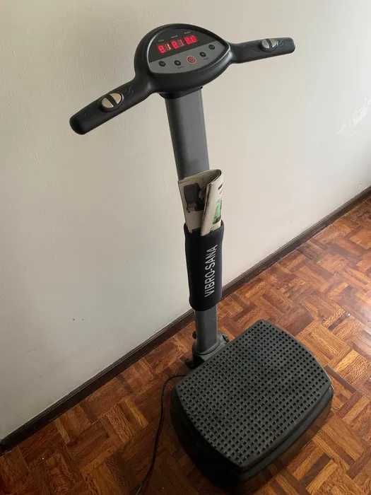 Plataforma vibratória elétrica