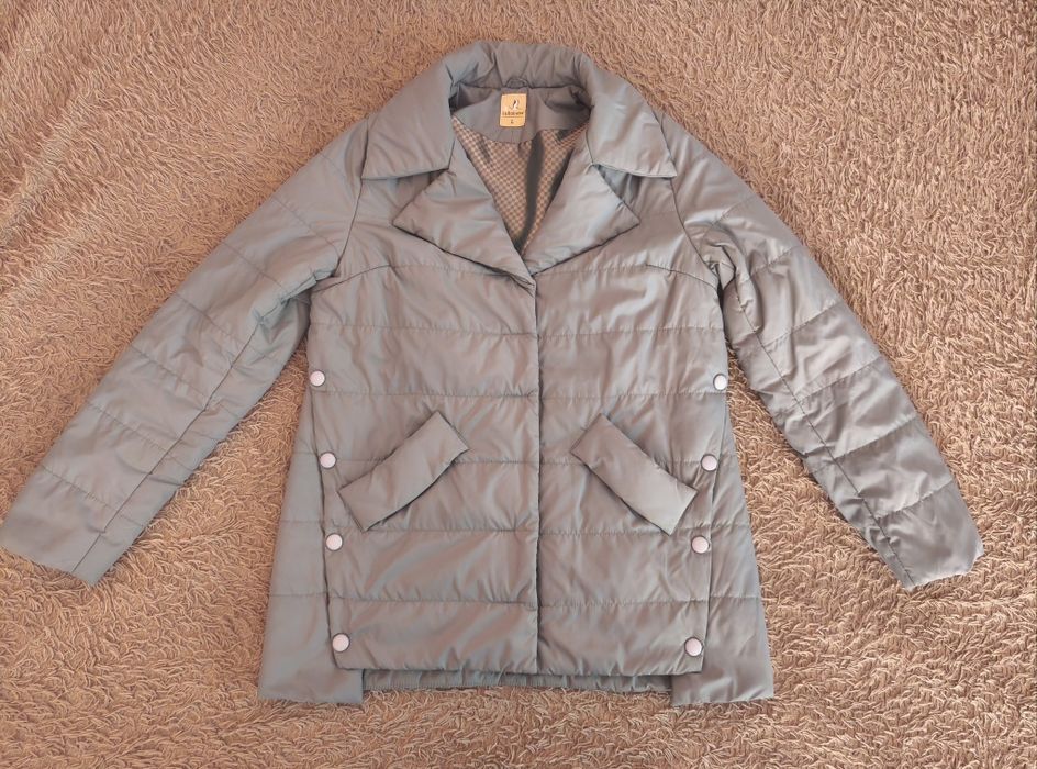 Демісезонна куртка для вагітної