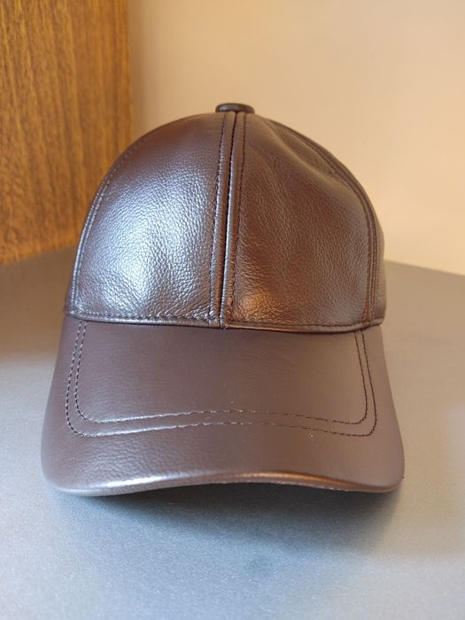 Мужская кожаная бейсболка без лого классика 6 панелей шоколадный цвет