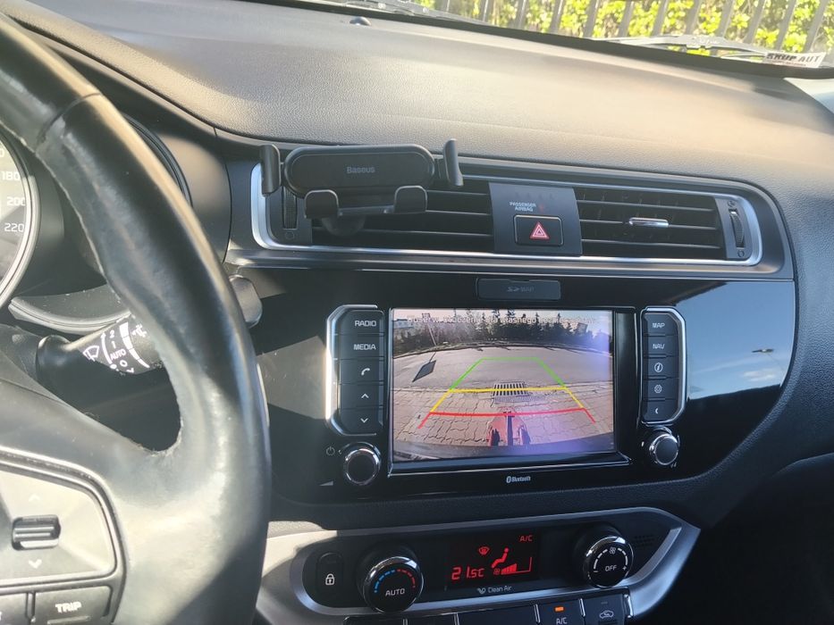 Samochód Kia Rio 2015r