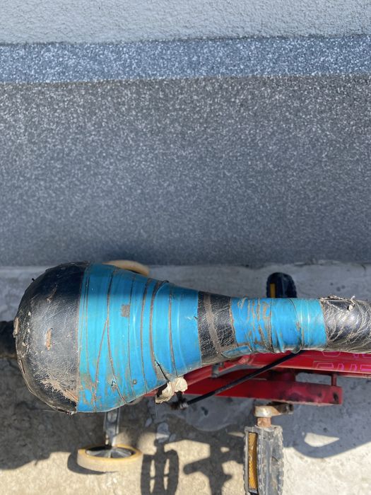 Детский велосипед четырехколесный велик красный