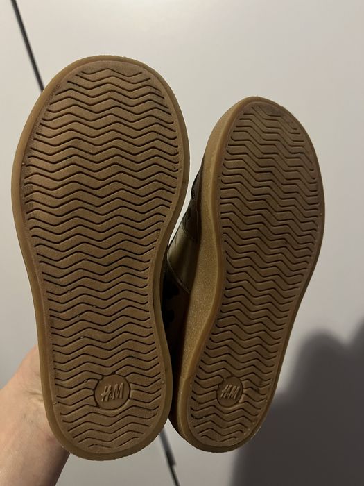 Кроссовки НМ 26р