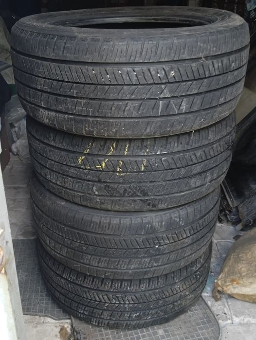 Продам покрышки -комплект