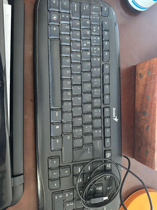 Teclado Genius slimstar