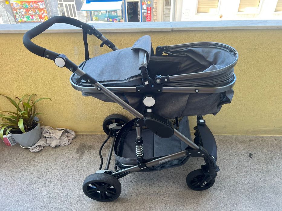 Carrinho de bebe trio