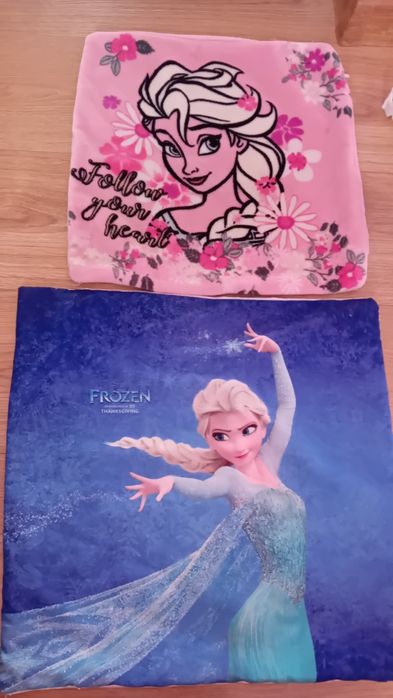 Poszewki  na poduszki  Krainy  Lodu