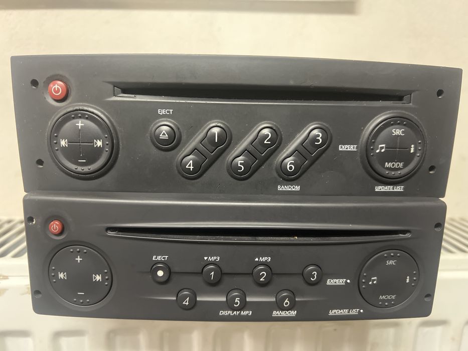 Radio Renault Espace uszkodzone na części