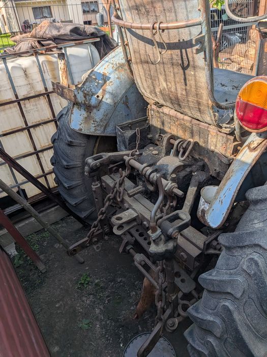 Zetor k25 z silnikiem c.330, bocian