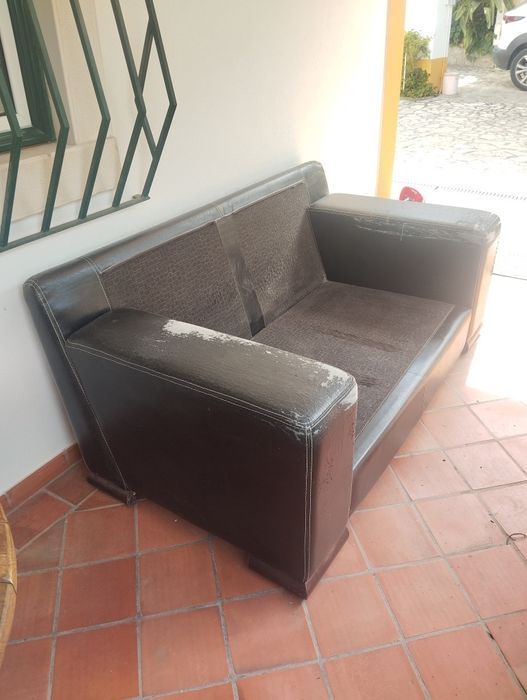 Sofá de 3 lugares para restauro