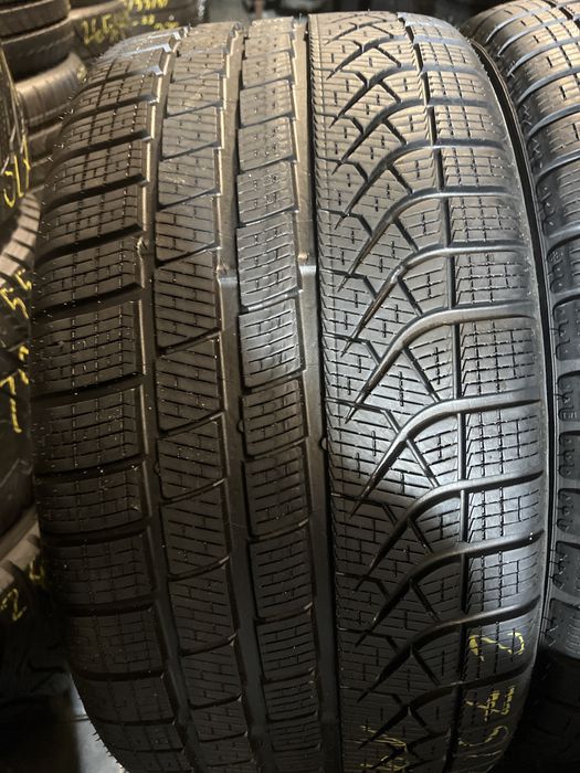 #Opony Pirelli Pzero winter 275/35/19 para