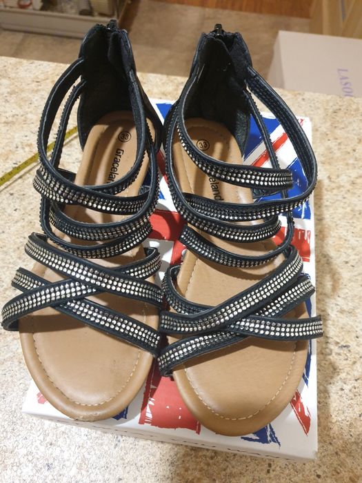 Czarne sandały Graceland r. 33