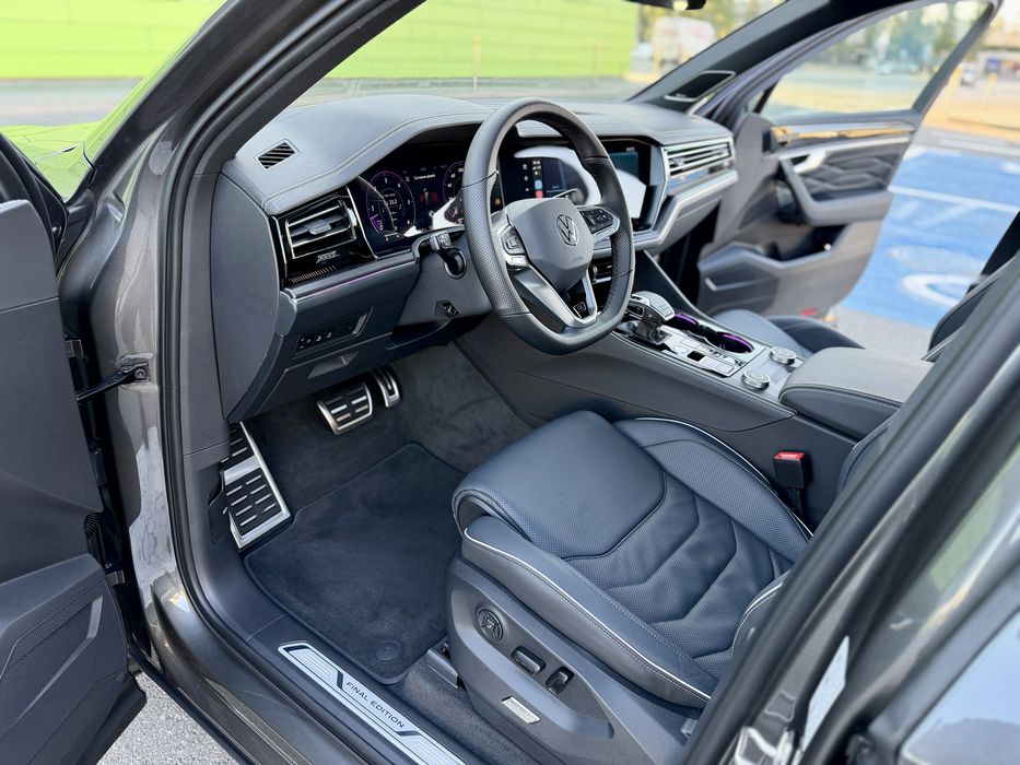 Volkswagen Touareg 2026 VIN WVGZZZCR5TD023228 фото оголошення 8 з 24