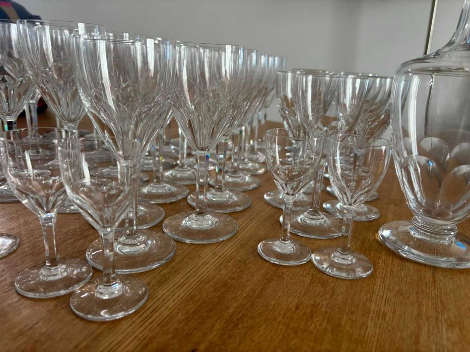 Serviço completo de cristal para 8 pessoas de Cristal Baccarat