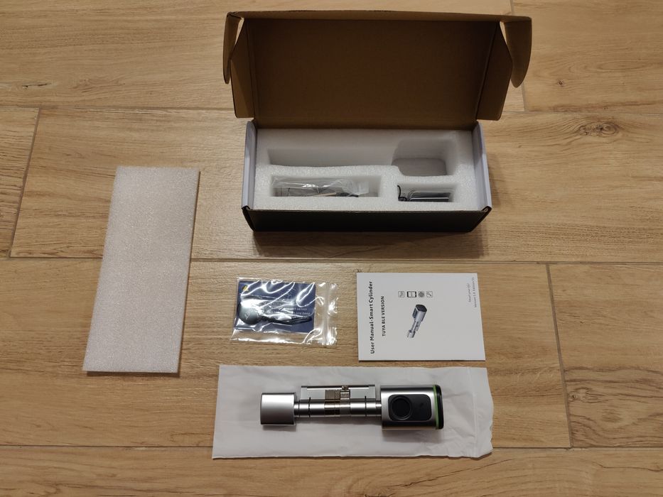 Inteligentna klamka/zamek RFID odcisk palca