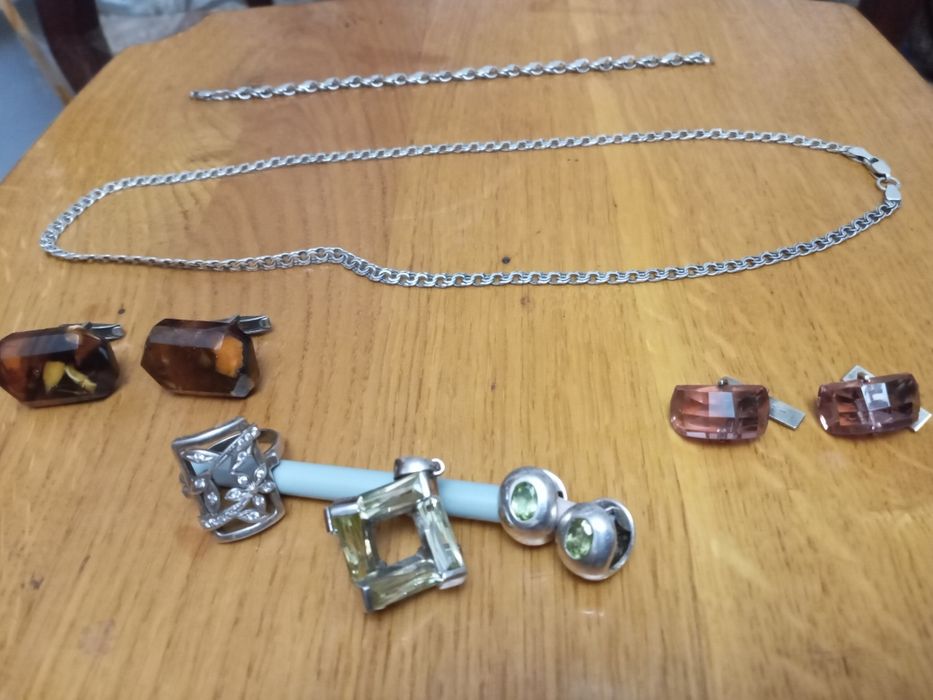 Украшения из серебра для женщин