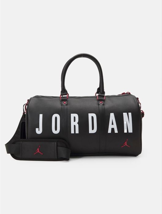 Сумка Jordan Jumpman Duffel Bag Black 9A0165-F66