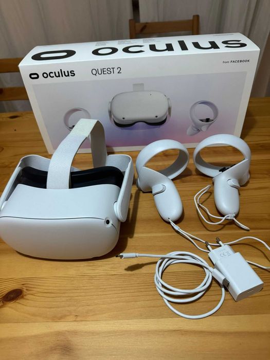 Meta Quest 2 128GB - Praticamente Novo - Com Acessorios