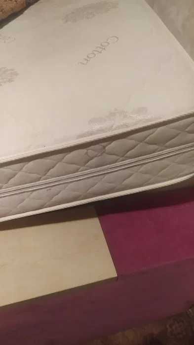 Деревянная кровать + ортопедический матрас. Комплект за - 8000 грн.