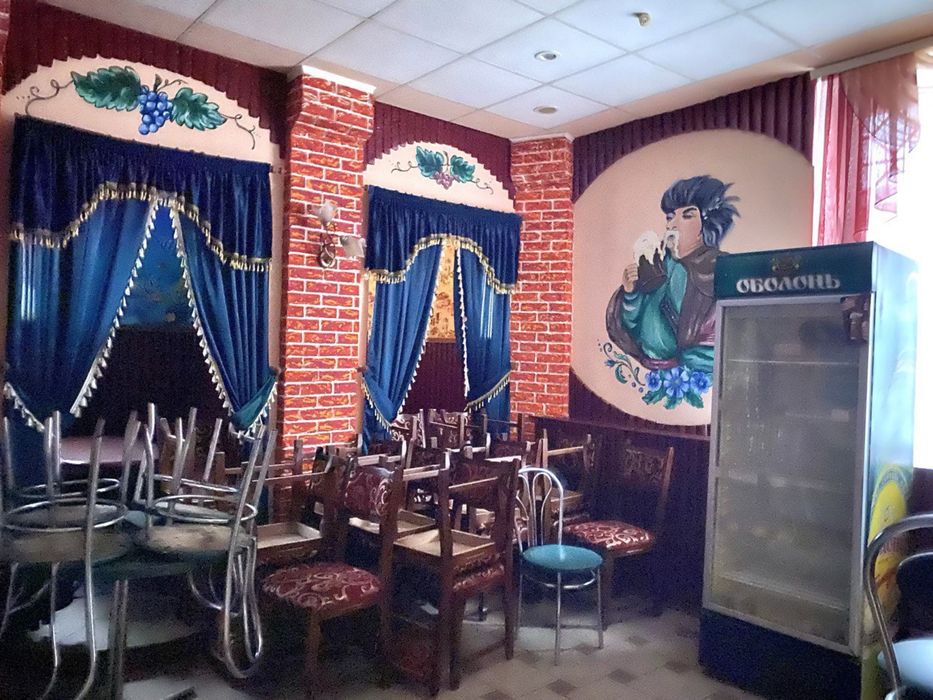 Фасадне приміщення 485 кв.м