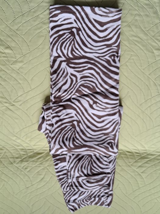 Spodnie jeansy, prosta nogawka