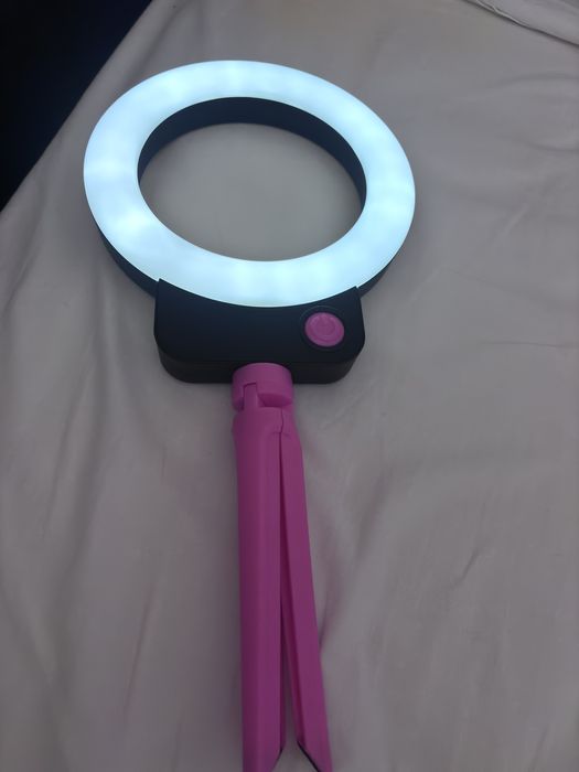 Ring Light LED com Tripé – Luz Circular para Maquilhagem