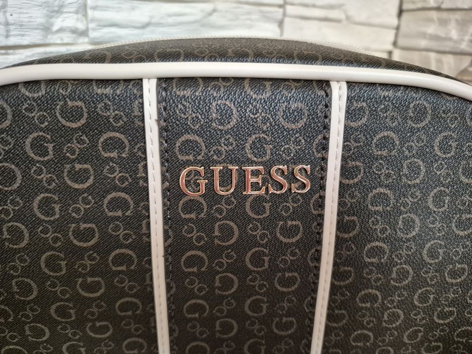 Kosmetyczka Damska Guess