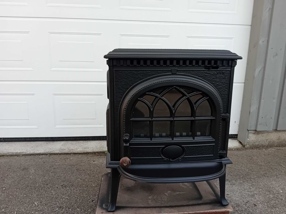 Norweski piec żeliwny Jotul 3