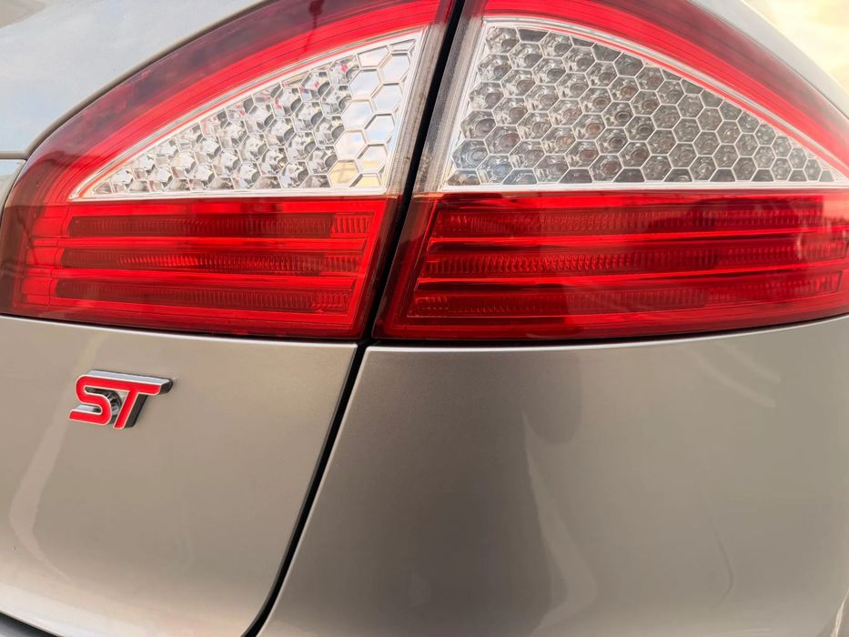 Ford Mondeo MK4 Titanium S 2.5t Turbo Benzyna ST220 koni Navi Webasto Skóra Alu 18