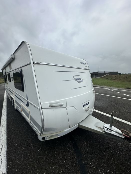 Caravana francesa , CAMA FIXA, impecavel 2010