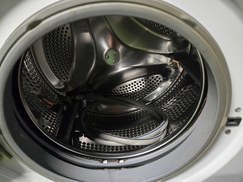 Pralka LG SLIM 43cm. 6 kg/1000 ob. A + LCD .PL. Silnik inventer.Gwar.