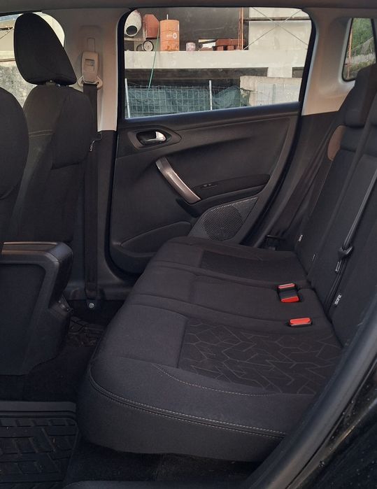 Peugeot 2008 1.4HDI Active-2015