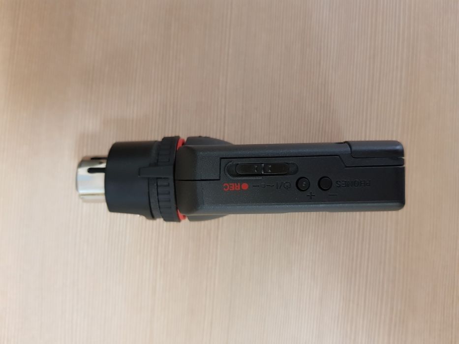 Рекордер, диктофон Tascam DR10X (xlr)