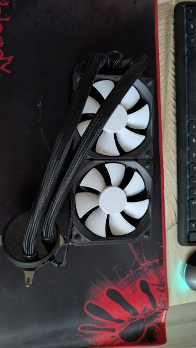 Chłodzenie wodne Fractal celsius s24
