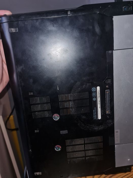 DELL Desktop-iiq2f80