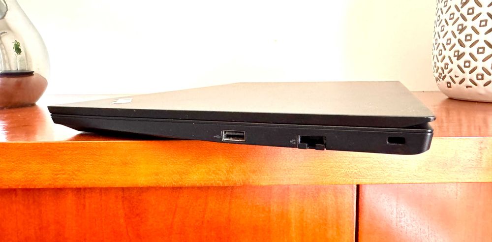 Lenovo ThinkPad E15 Gen4 15.6"FHD/i7-1255u c/10 Cores/40G Ram/Ssd 512G