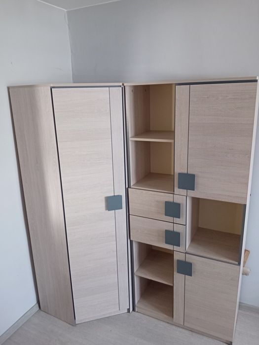 Szafa narożna plus słupek