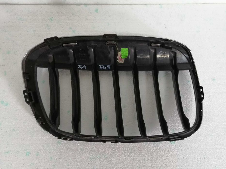 Atrapa grill nerka lewa BMW X1 F48 chrom 7.354.823