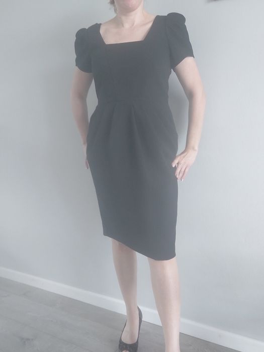Sukienka klasyczna elegancka 42