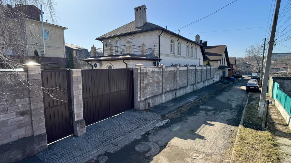 Продам квартиру в клубном доме, р-н Ботанического сада, Гагарина