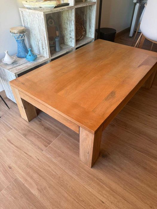 Mesa Sala de Estar em Madeira