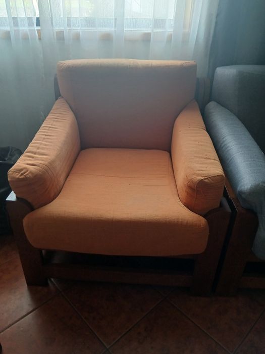 Sofás de sala laranja tijolo,