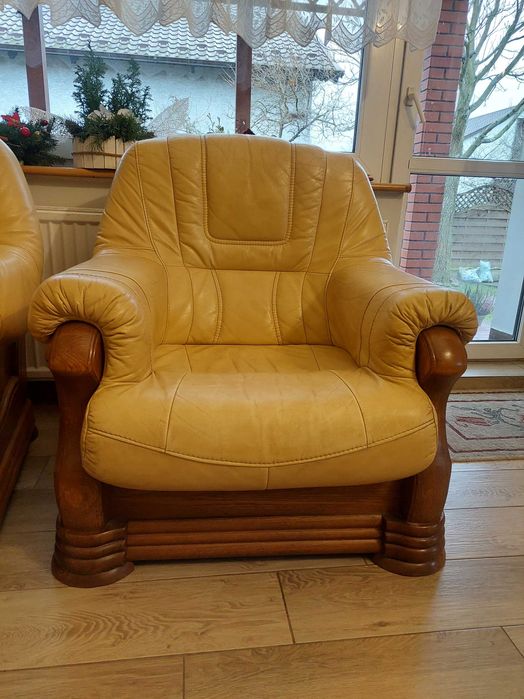 komplet wypoczynkowy /2 fotele plus kanapa/ dąb skóra