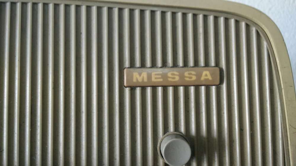 Máquina de Escrever "Messa"