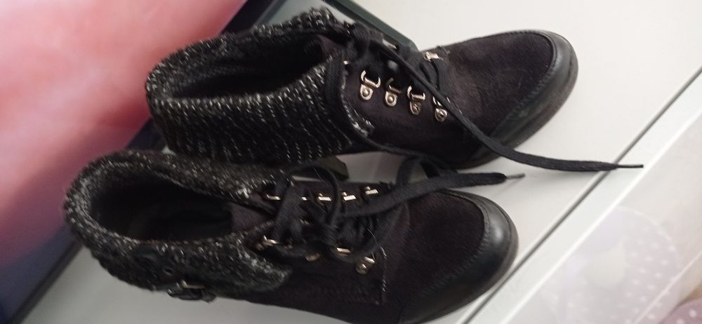 Buty na obcasie roz. 41