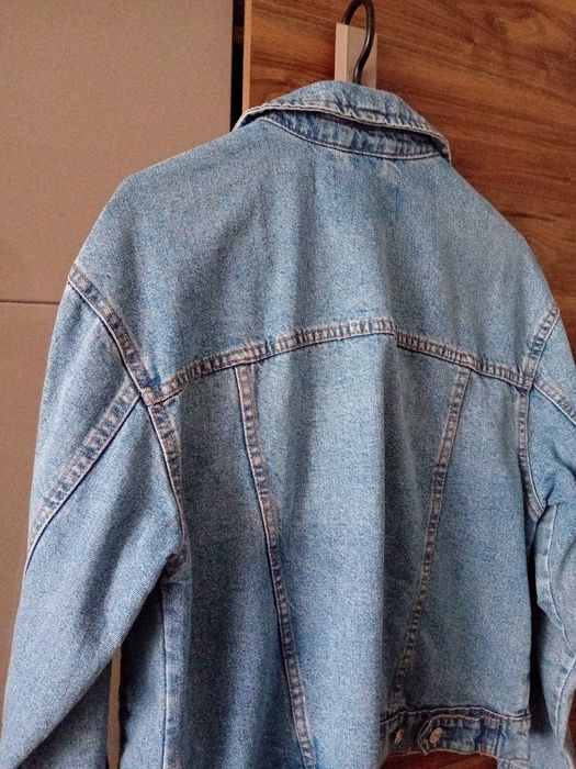 Kurtka jeansowa damska Stradivarius