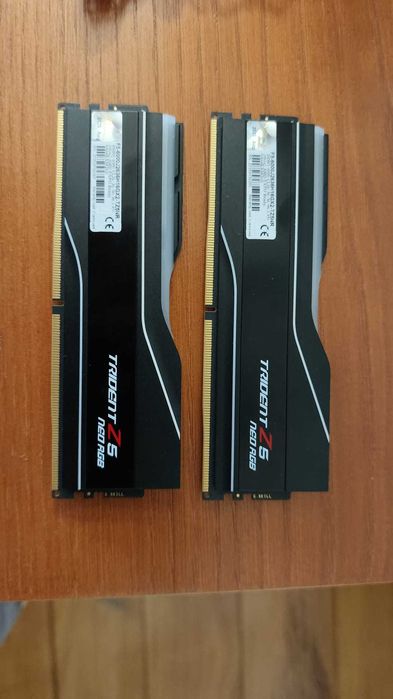 Memória RAM G.SKILL Trident Z5 Neo RGB 32GB 6000MHz CL26 DDR5