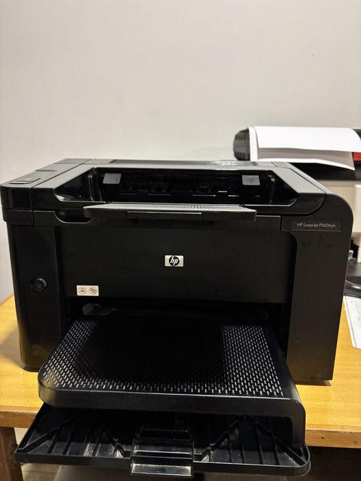 Impressora HP LaserJet Pro P1606dn