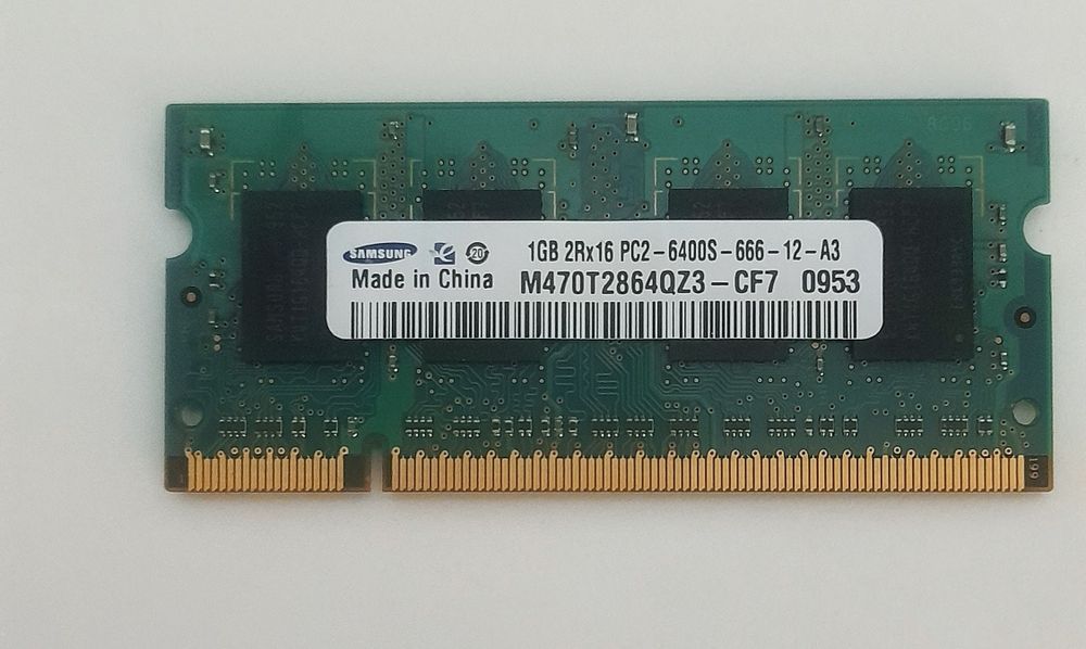 Memória Samsung 1G 2Rx16 PC2-6400S-666-12