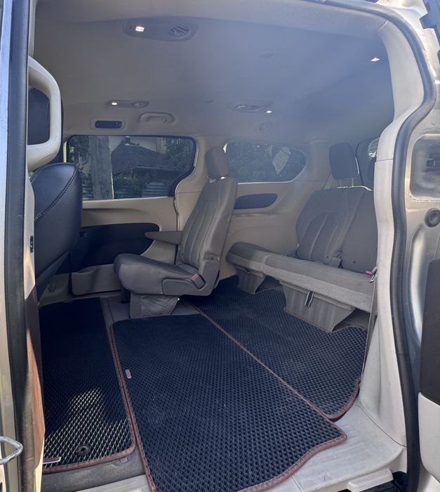Chrysler Pacifica 2016 Stow 'n Go 3.6л + ГБО